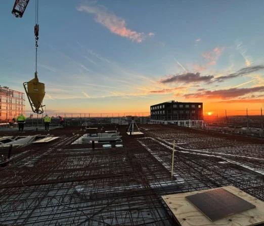 Bouwupdate | De lage toren bereikt het hoogste punt!